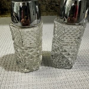 Anchor Hocking Clear Glass Salt and Pepper Shakers with Silver Tops